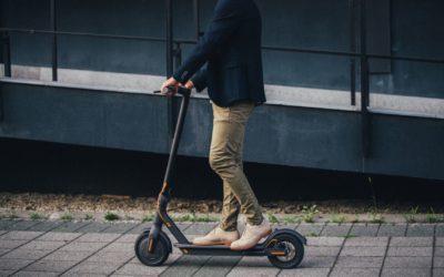 ¿Se puede usar un scooter eléctrico en la lluvia?￼
